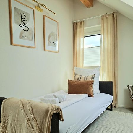 Homestay-Stylish, Zentral- Loft Apartment-Parking Ingolstadt Ngoại thất bức ảnh